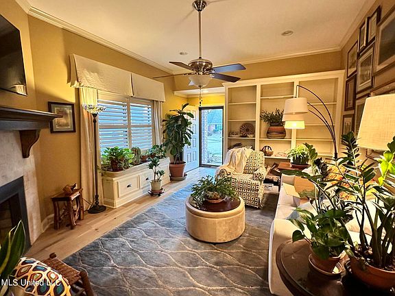 4th image of 58 Woodlake Dr #58