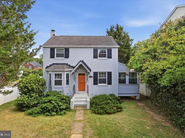 5300 Wilson Blvd, Arlington, VA 22205
