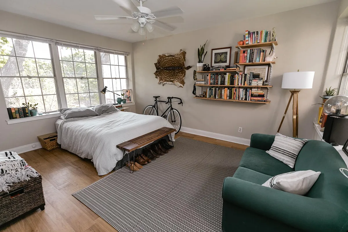 Bedroom 1 - 3506 Enfield Rd #201