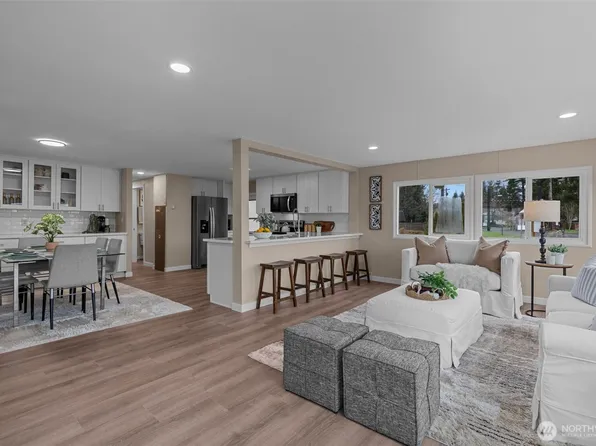 18501 52nd Avenue W #83, Lynnwood, WA 98037