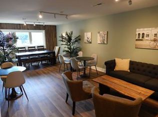 40 Bee St APT 323, Charleston, SC 29403