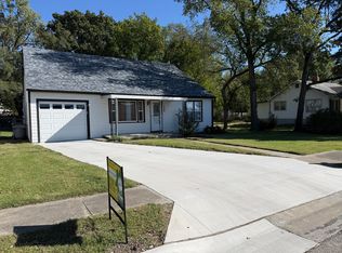520 Sunnyslope St, Emporia, KS 66801