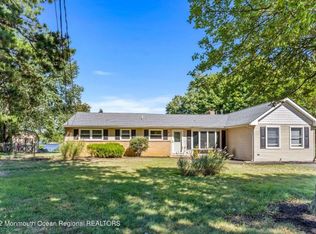 10 Spring Ter, Browns Mills, NJ 08015