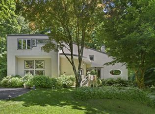 271 Sleepy Hollow Rd, Briarcliff Manor, NY 10510