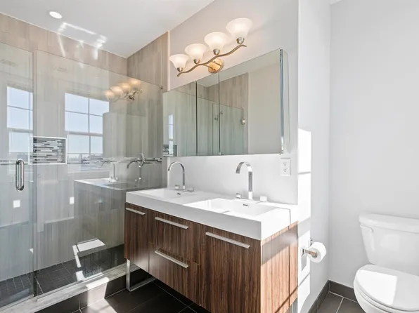 6200 Hudson Avenue image 11 of 19