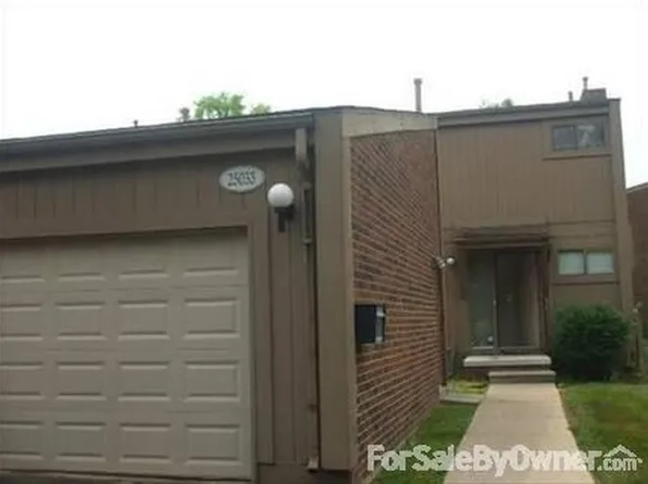 25033 Woodvale Dr N #1, Southfield, MI 48034