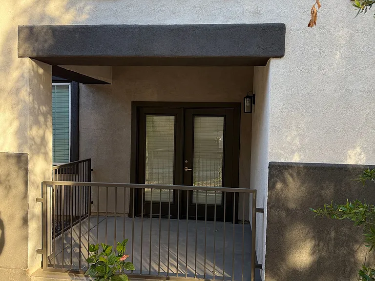 The Crest at Skyline — Photo 25
