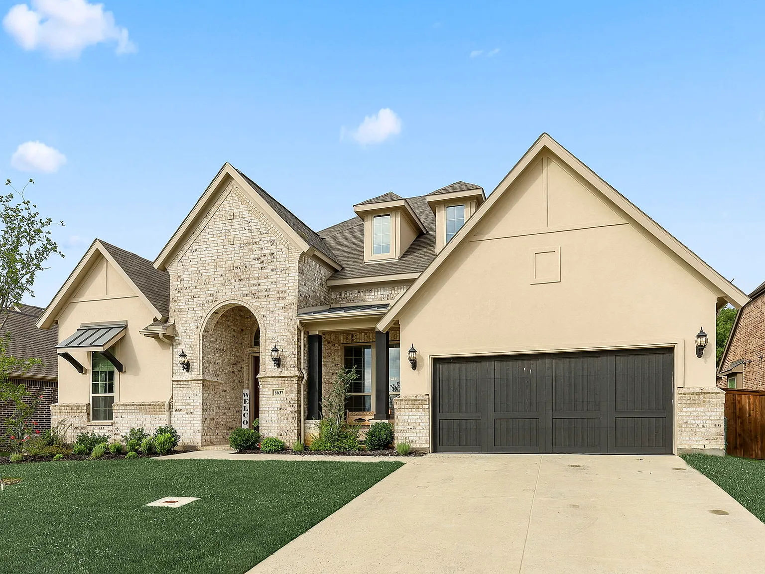 4 bed, 3.5 bath, 3419 sqft, $4,500 — Photo 2