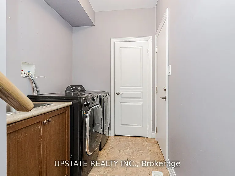 91 Lloyd Sanderson Dr #LOWER — Photo 12