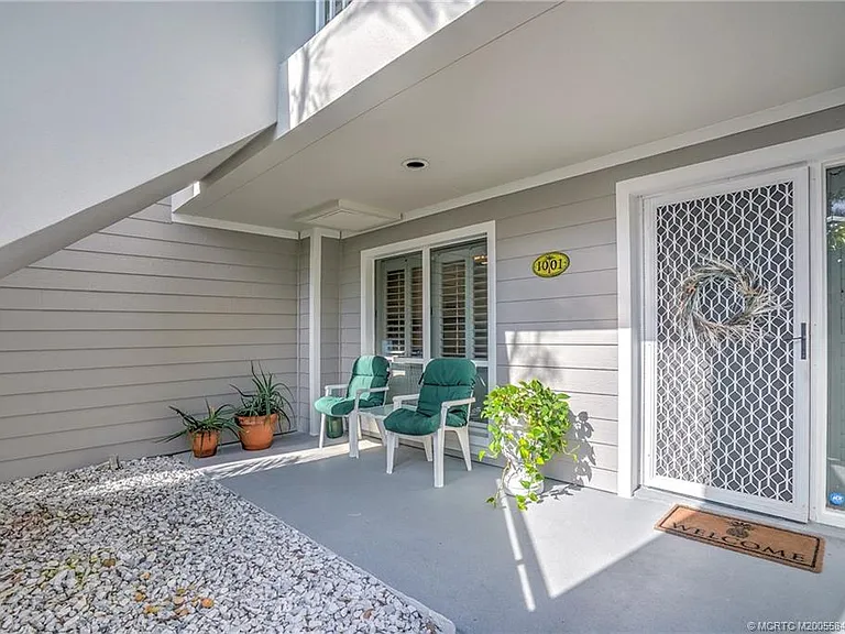 184 NE Edgewater Dr #1001 — Photo 17