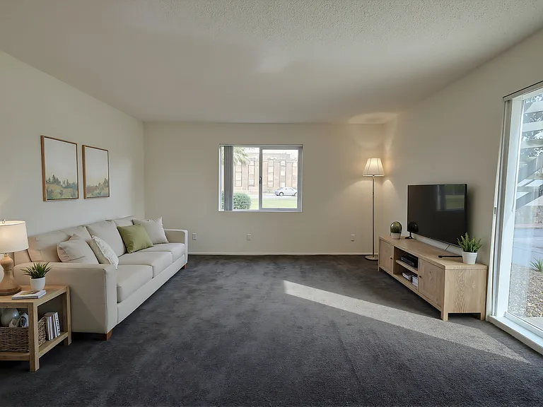 Point Natomas — Photo 14