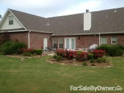 3rd image of 1738 N Colony Way
