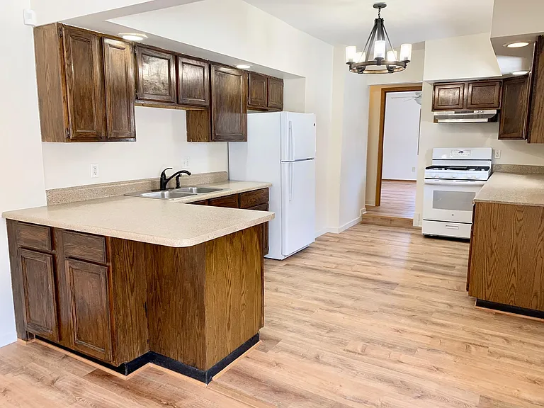 1043 Edmund Ave #1 — Photo 5