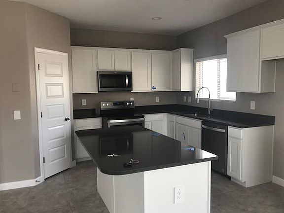 2nd image of 44182 W Palo Ceniza Way