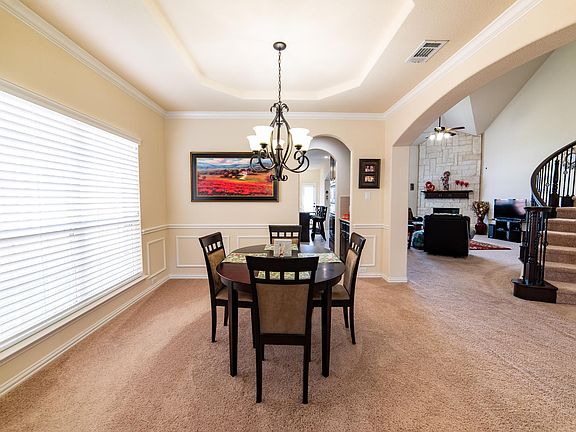 5th image of 14714 Marigold Dr