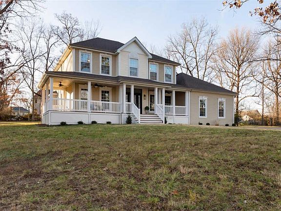 3rd image of 333 Couch Ave
