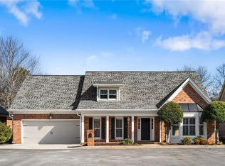 1827 Hermitage Pl, Decatur, GA 30033