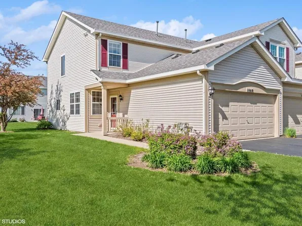 1860 S Wentworth Cir, Romeoville, IL 60446