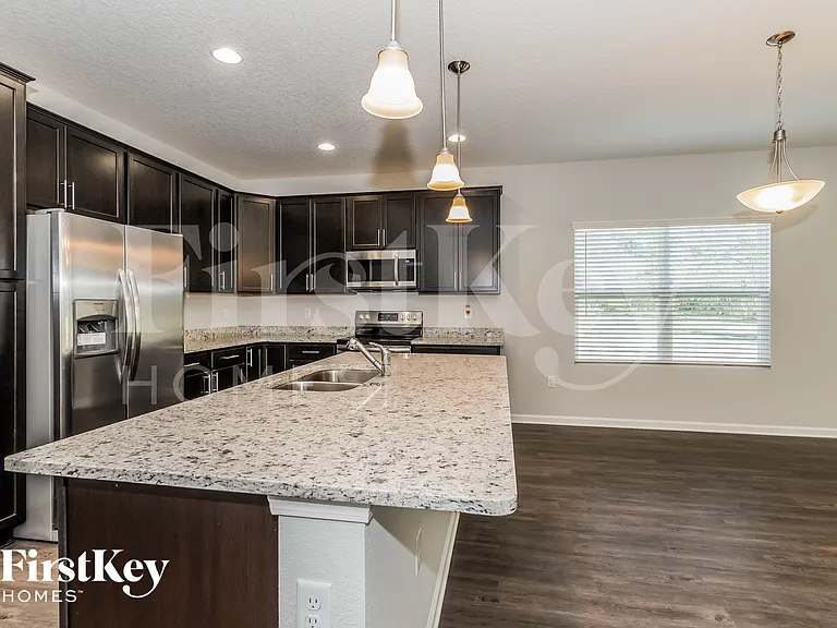 3241 Bowden Rd S — Photo 6