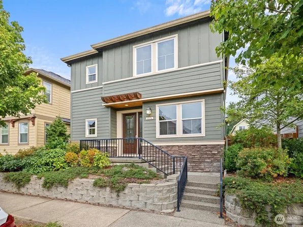 1576 14th Place NE, Issaquah, WA 98029
