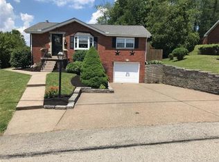 12459 Herold Dr, North Huntingdon, PA