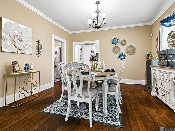 3rd image of 4316 Beech St