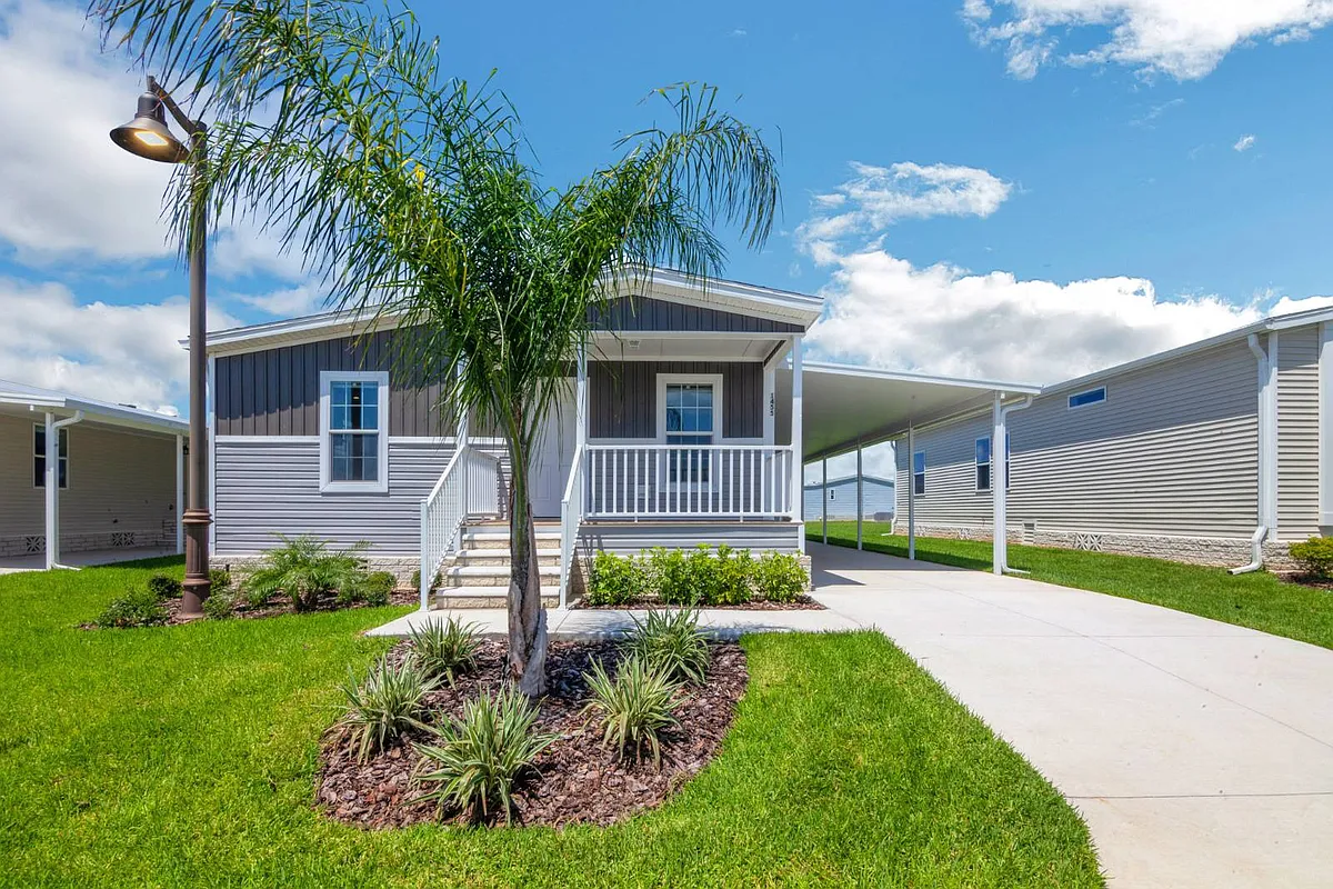 Building Photo - 1455 Whispering Pines Loop #1455