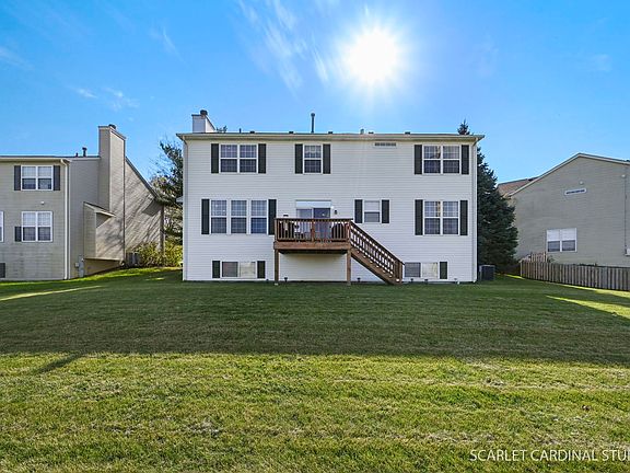2nd image of 3050 Gaylord Ln