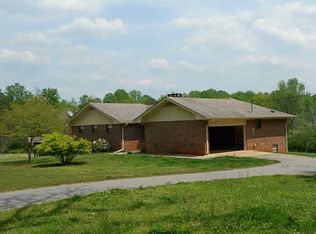 7585 Paddocks Mill Dr, Cumming, GA 30041