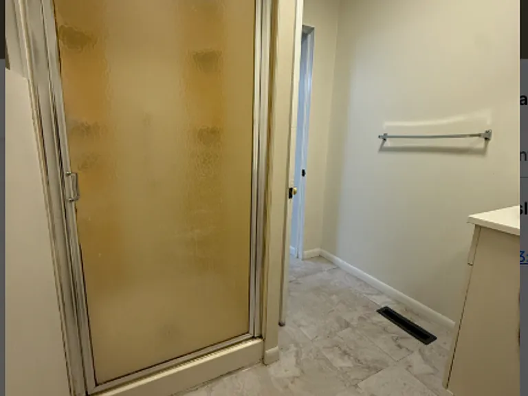 446 McKean Ave — Photo 10