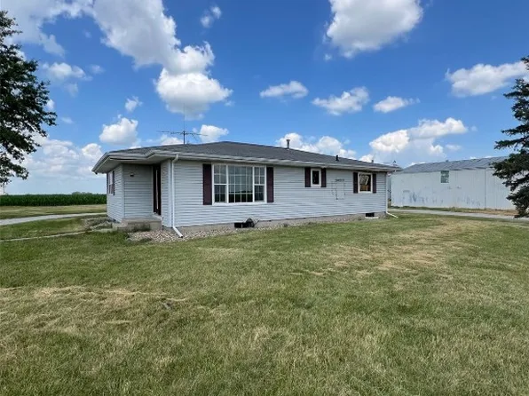 32729 110th Ave, Hedrick, IA 52561