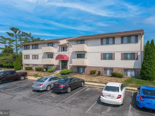 19529 Gunners Branch Rd #114-D, Germantown, MD 20876