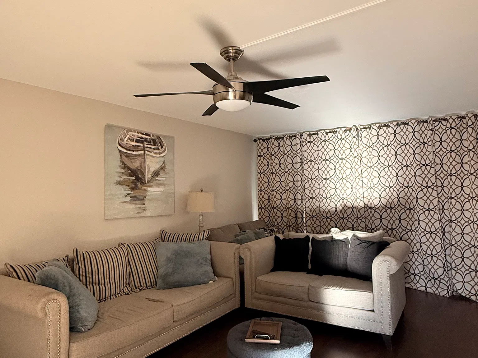 2 bed, 878 sqft, $1,750 — Photo 1