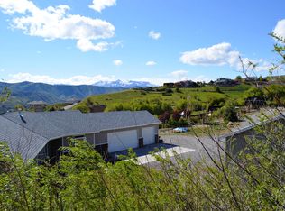 57 Red Bird Ln, Wenatchee, WA 98801