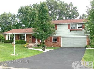 29972 Barwell Rd, Farmington Hills, MI 48334