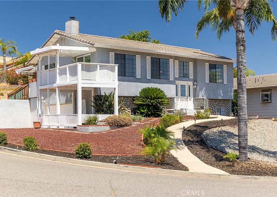 1st image of 30745 Long Point Dr