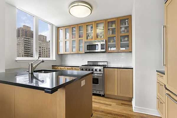 Rented by Compass | media 3