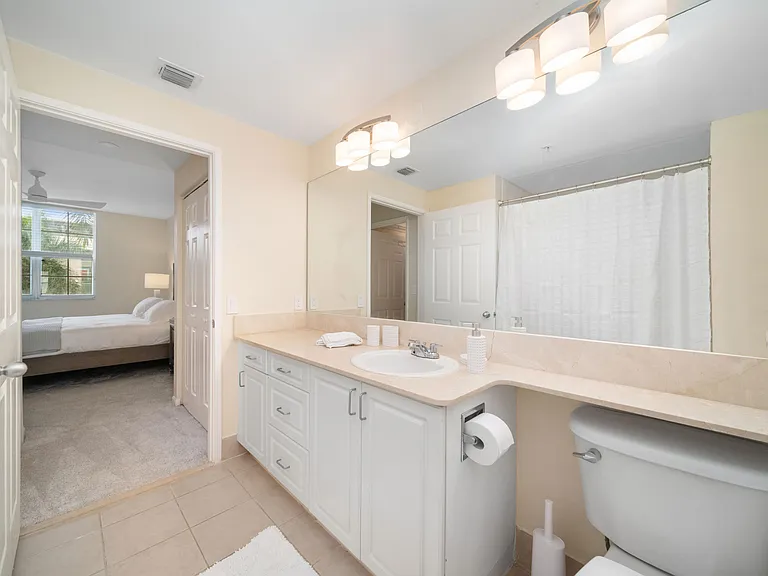 720 S Sapodilla Ave #301 — Photo 10