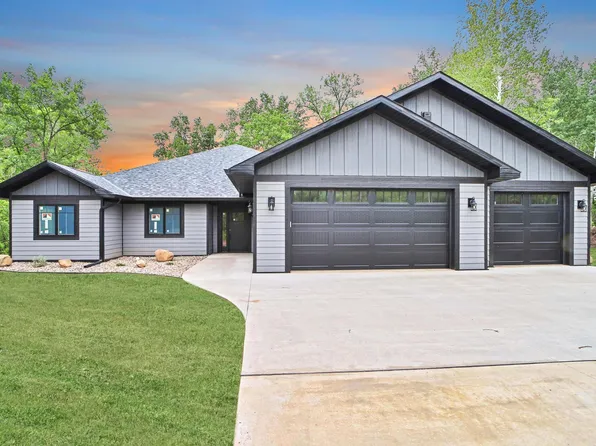 16 Deblock Ln, Crosby, MN 56441