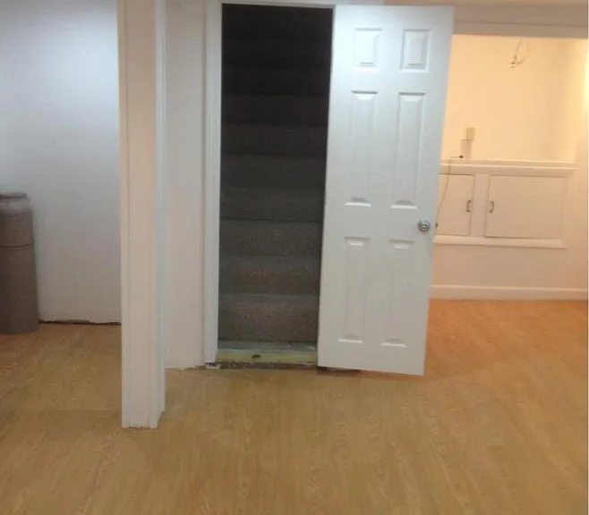 284 Lexington St — Photo 11