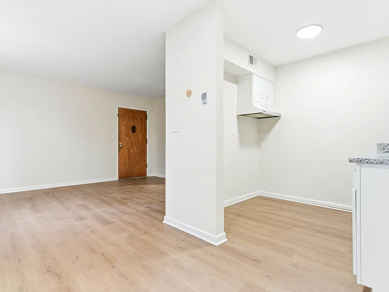 4636 Stonestreet Ave #3 — Photo 17