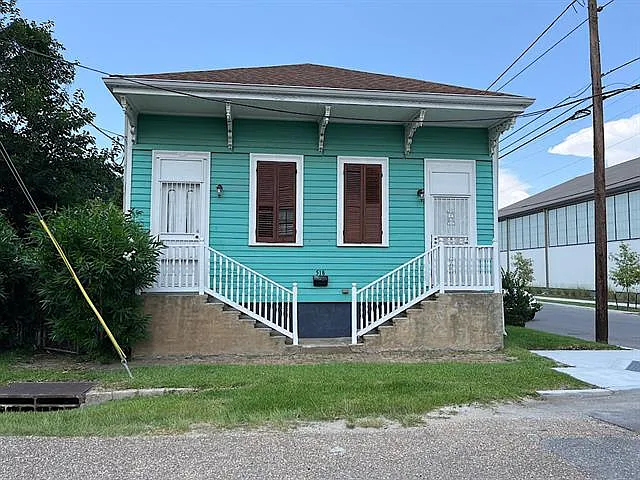 520 Allen St — Photo 1