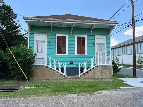 520 Red Allen Way, New Orleans, LA 70114