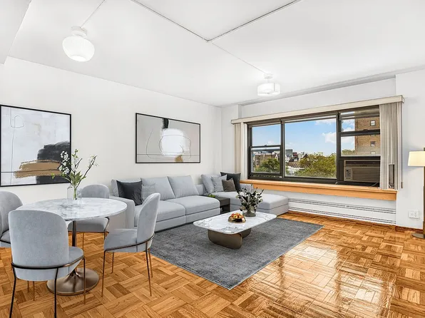 21-20 33rd Rd #7-D, Astoria, NY 11106