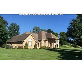 268 Walnut Creek Ln, Point Pleasant, WV 25550