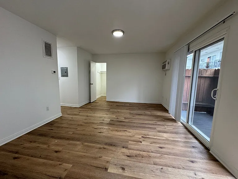 5650 Fair Ave — Photo 10