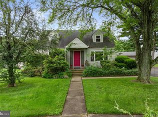 2780 E County Line Rd, Hatboro, PA 19040