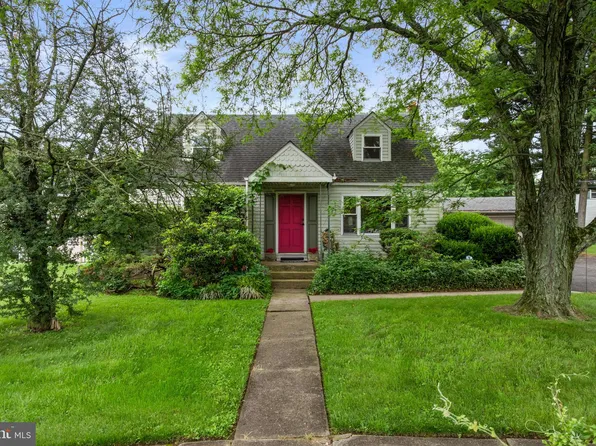 2780 E County Line Rd, Hatboro, PA 19040