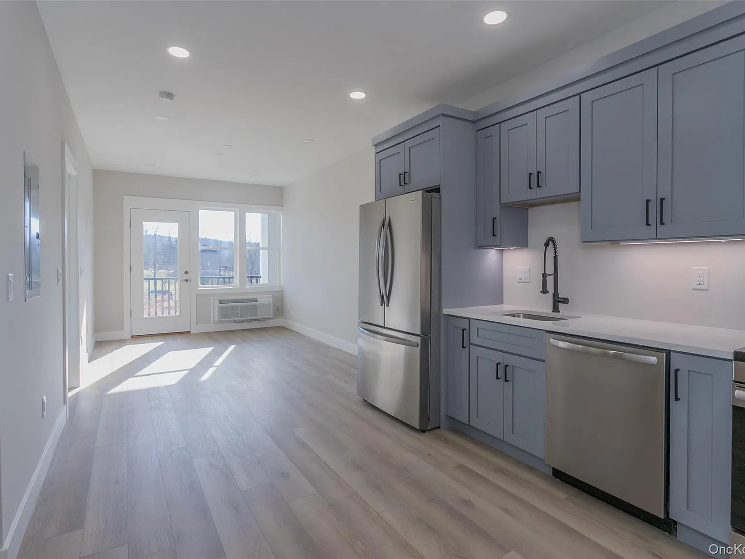 1 bed, 1.0 bath, 780 sqft, $2,100 — Photo 4