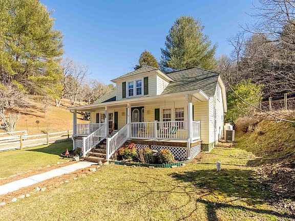 4th image of 544 Rivercross Ln